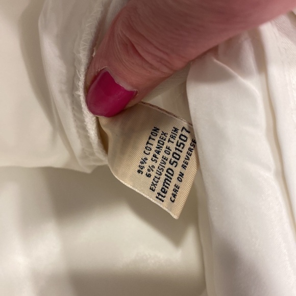 L.L. Bean Classic Fit White Pants 12 Petite -Just Reduced - Picture 11 of 17